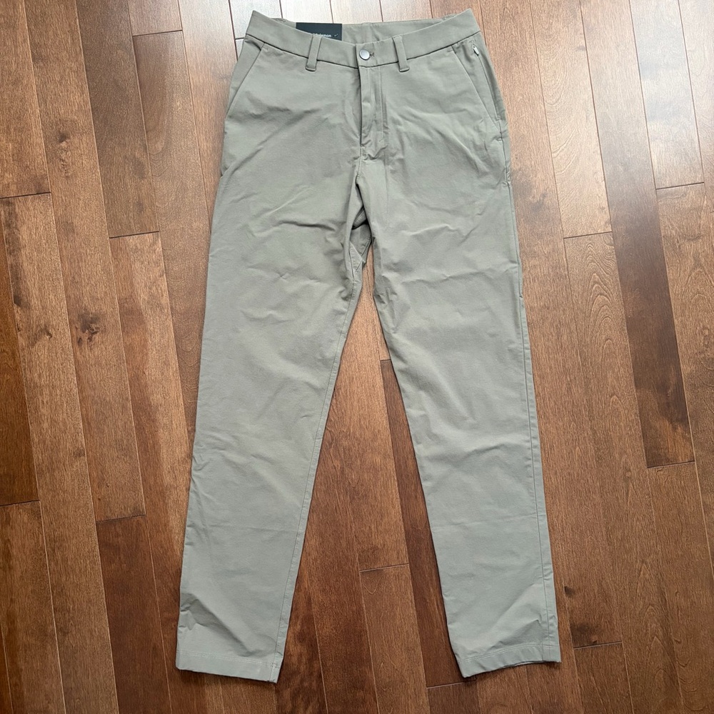 NWT Lululemon ABC Classic Fit Trouser 34 L VersaTwill